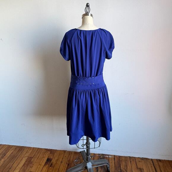 DIANE VON FURSTENBERG Blue Stretchy Cap Sleeve Belted Dress - Picture 8 of 11